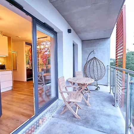 Laguna 44 アパート *