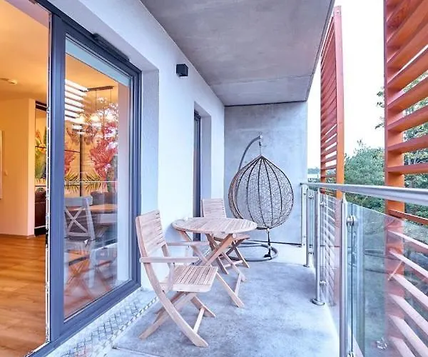 Laguna 44 * ポラニツァ・ズドゥルイ