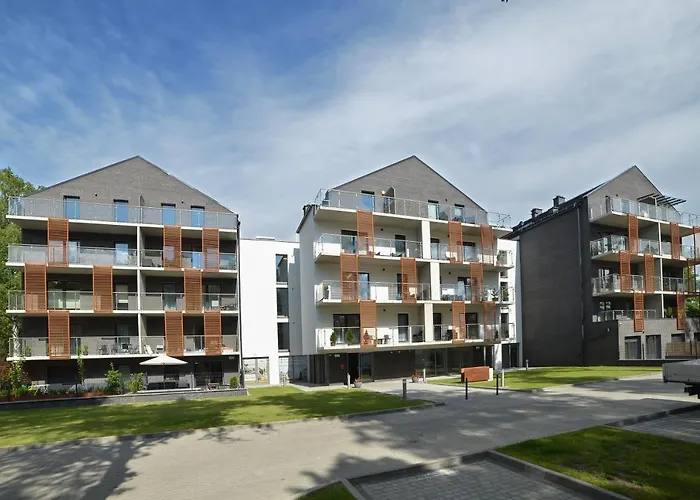 Laguna 44 * ポラニツァ・ズドゥルイ